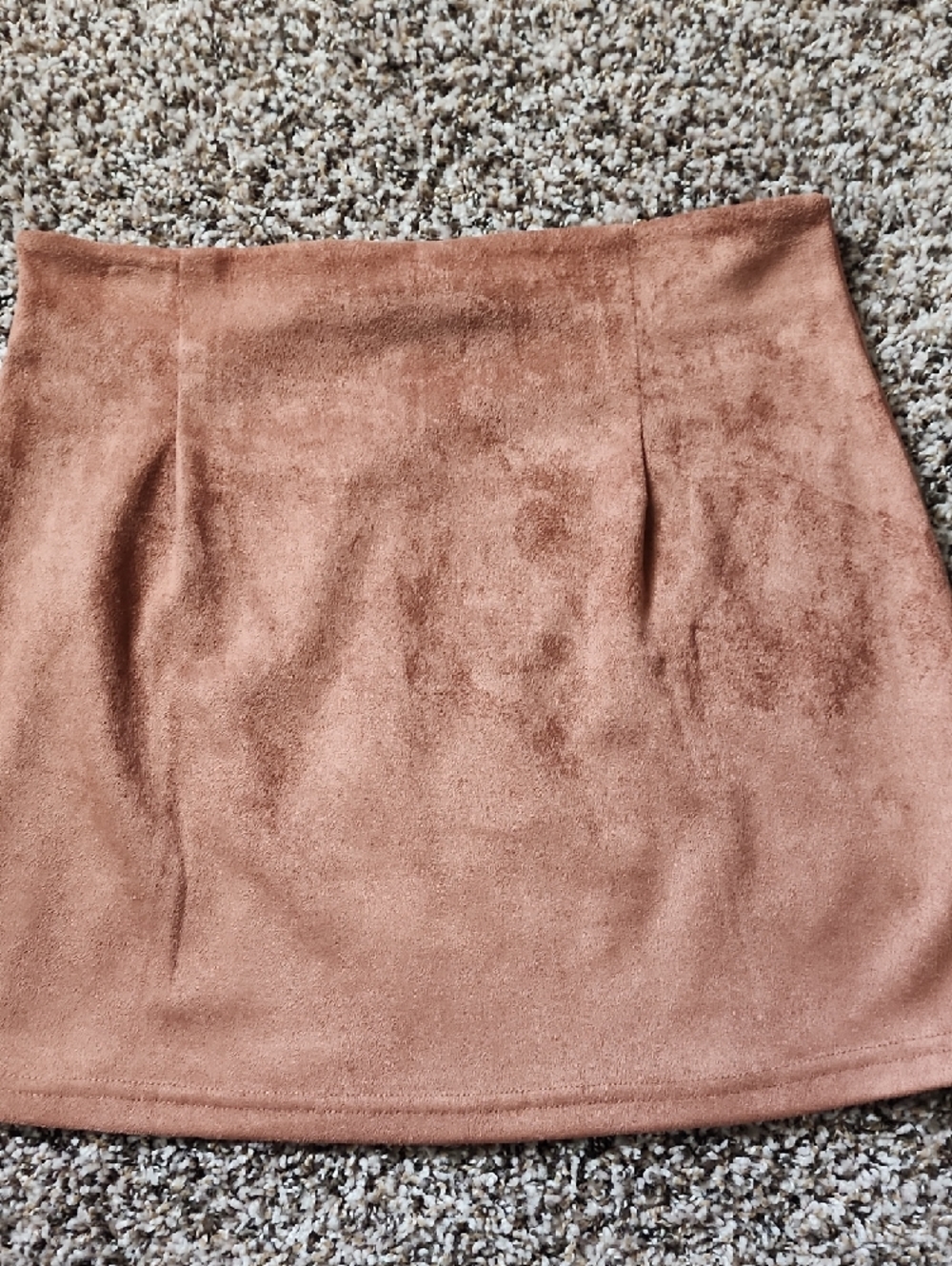 SHEIN Rust Suede-Look Mini Skirt with Dual Gold Zippers - Picture 4 of 5